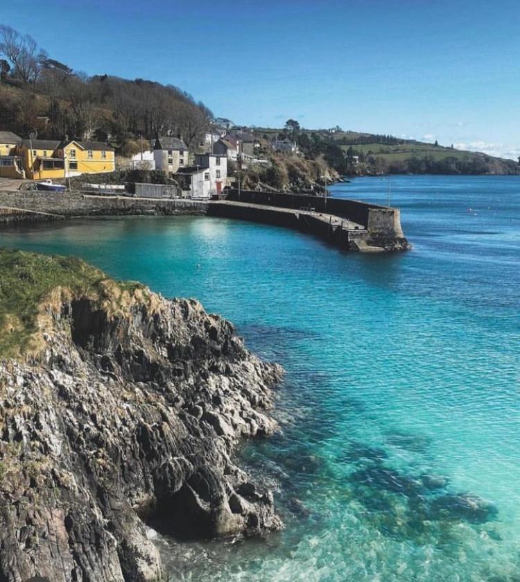 Glandore Mews Situated In The Picturesque Village Of Glandore Exteriör bild