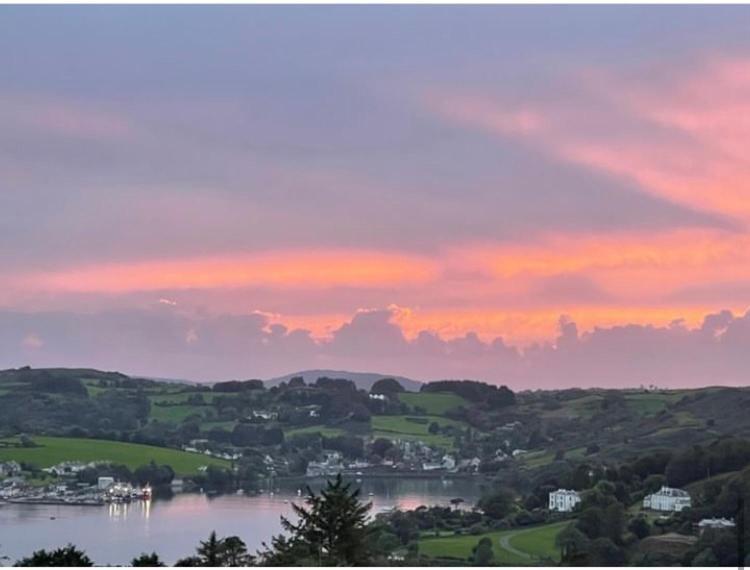 Glandore Mews Situated In The Picturesque Village Of Glandore Exteriör bild